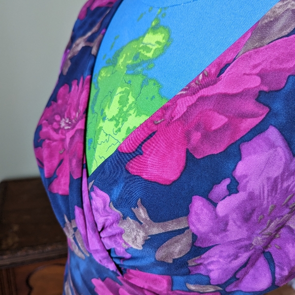 Ralph Lauren faux wrap dress blue with fuscia pink and cherry flowers. - Picture 4 of 10